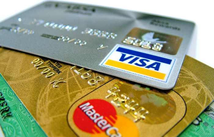 В Украине MasterCard и Visa уличили в монополии - Первый Деловой телеканал